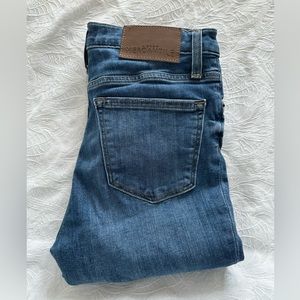 J. Crew Mercantile Distressed Denim - size 27
